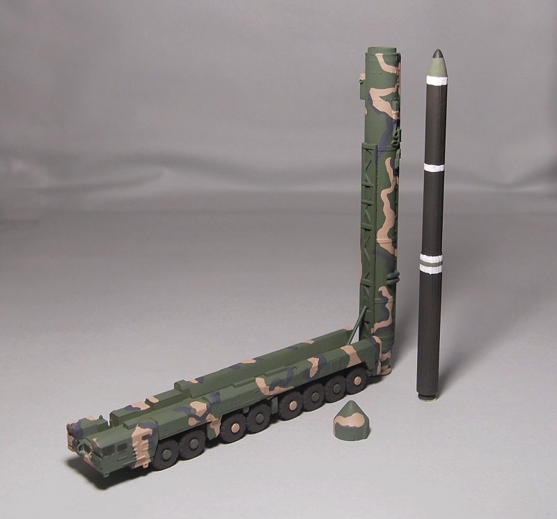 RS-24 Yars ICBM camo